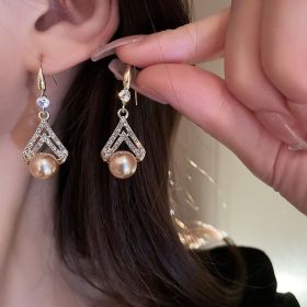 Fashion All-match Water Drop Pearl Earrings Personality Trend (Option: Champagne Pearl)
