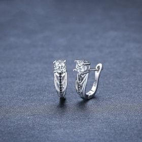 Individual Single Row Hollow Zircon Copper Plated Earrings (Option: Black)